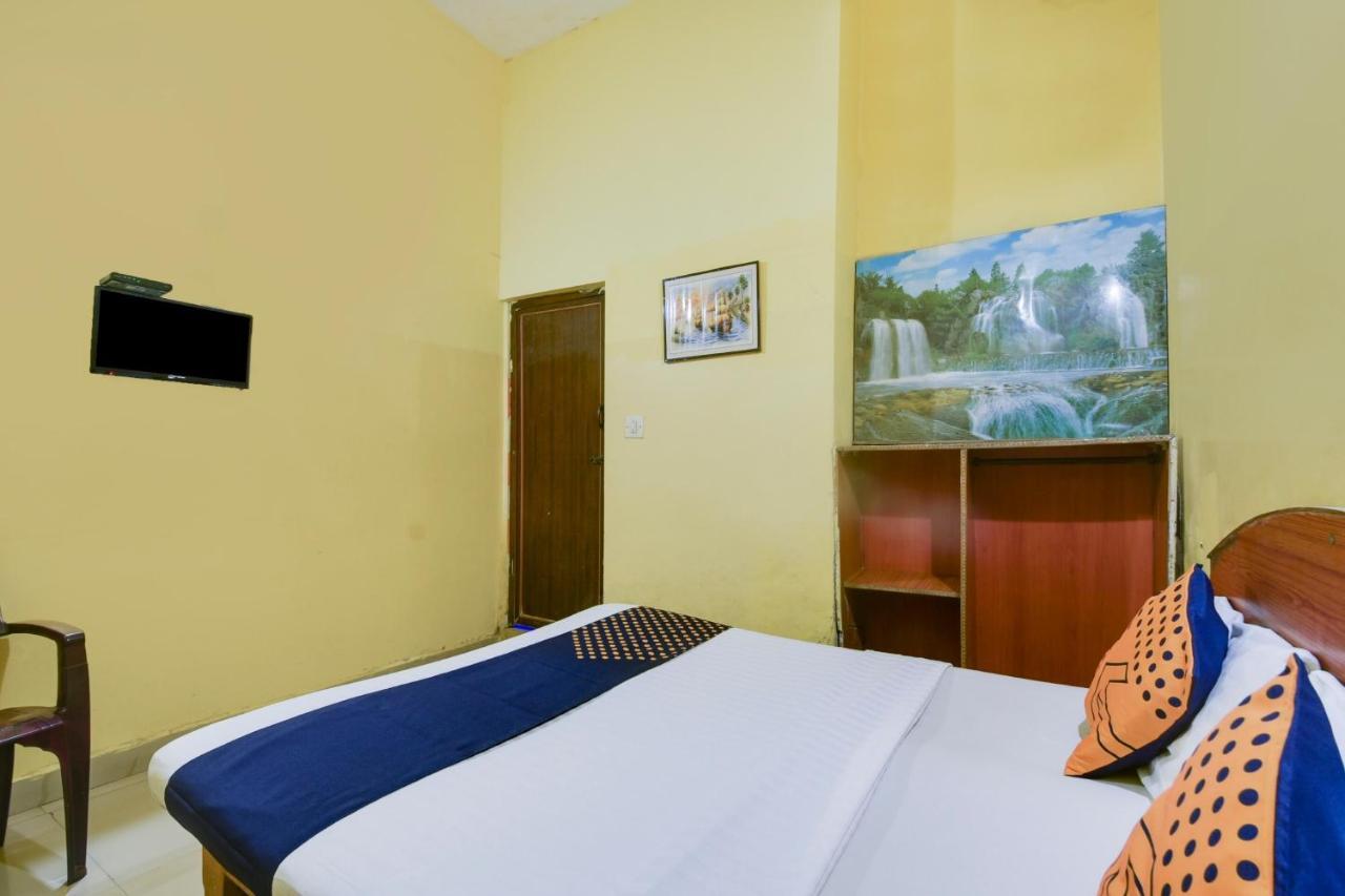 Spot On 74228 Galaxy Comforts Hotel Narasimharaja Puram Exterior photo