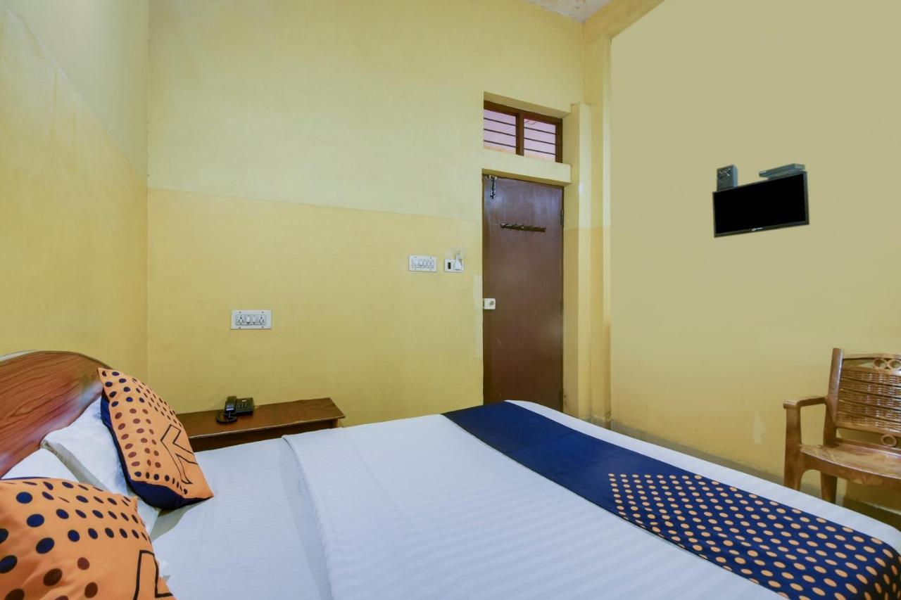 Spot On 74228 Galaxy Comforts Hotel Narasimharaja Puram Exterior photo