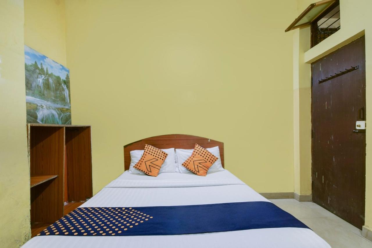 Spot On 74228 Galaxy Comforts Hotel Narasimharaja Puram Exterior photo