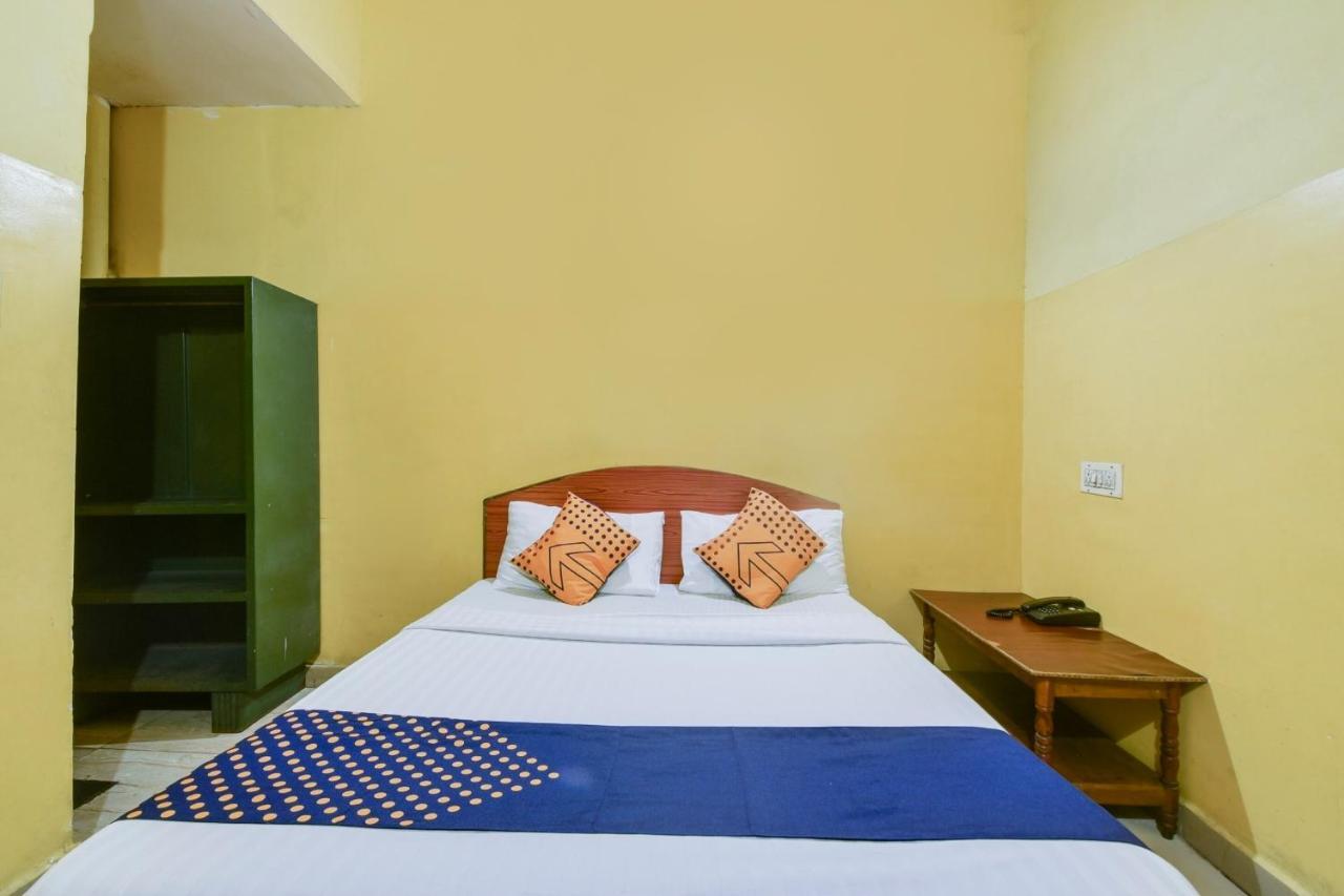 Spot On 74228 Galaxy Comforts Hotel Narasimharaja Puram Exterior photo