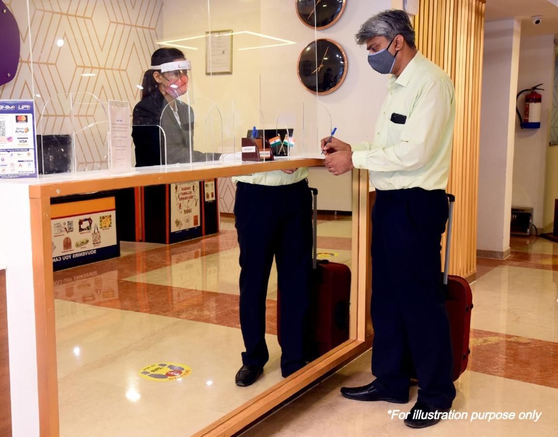 Spot On 74228 Galaxy Comforts Hotel Narasimharaja Puram Exterior photo